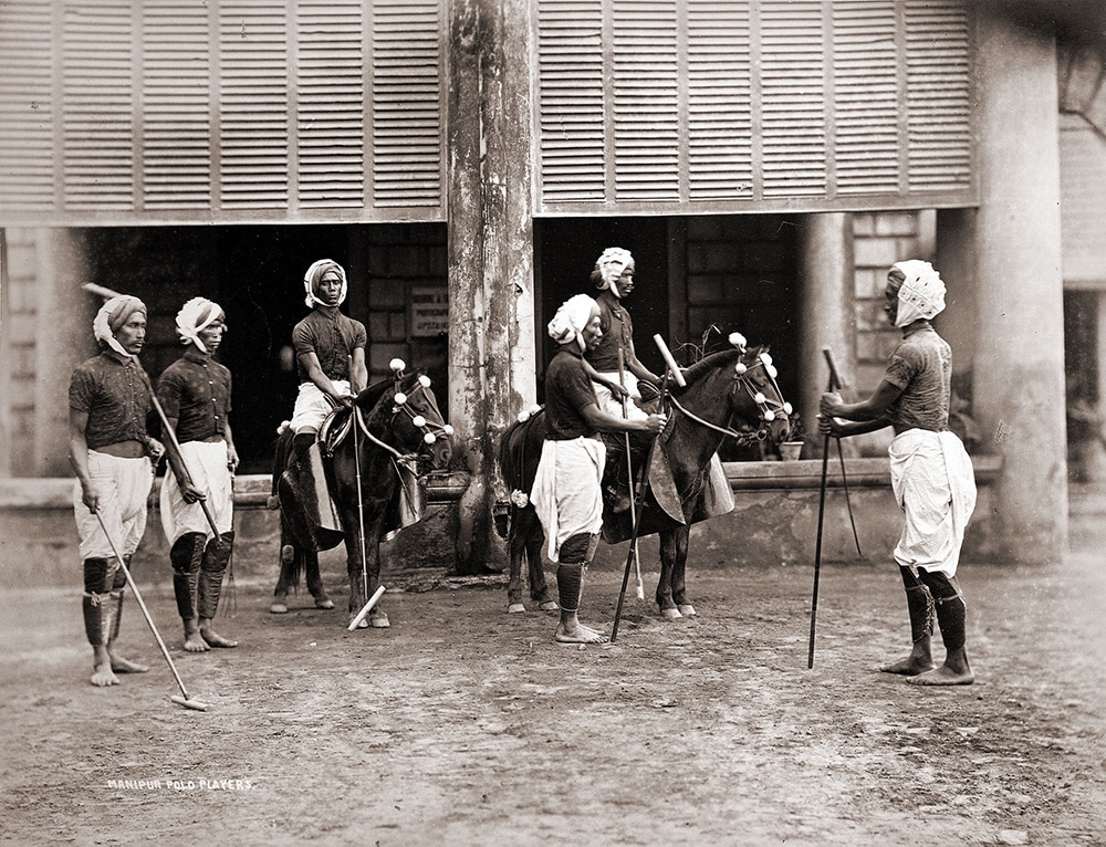 Joueurs de polo Manipuri dans le nord de l'Inde, 1875.